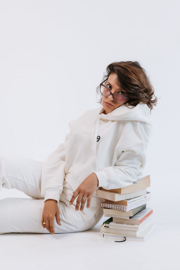 Cropped Oversized Hoody - Image 5