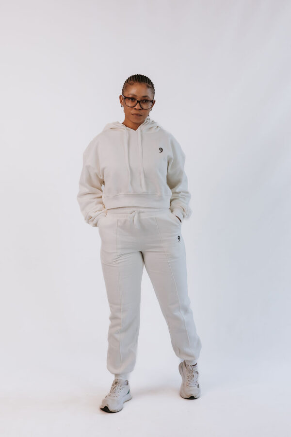 Cropped Oversized Hoody - Image 6